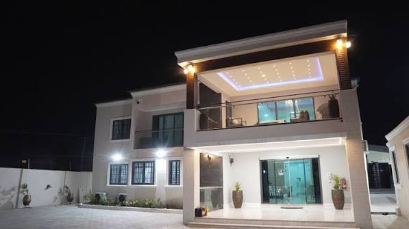 Main Hotel