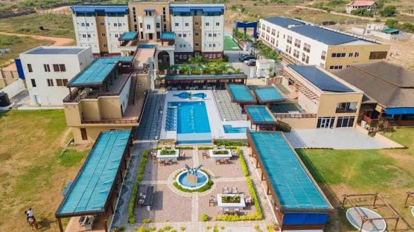 Main Hotel
